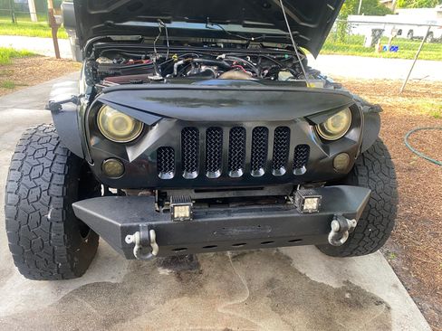 Used 2010 Jeep Wrangler Sport image 10