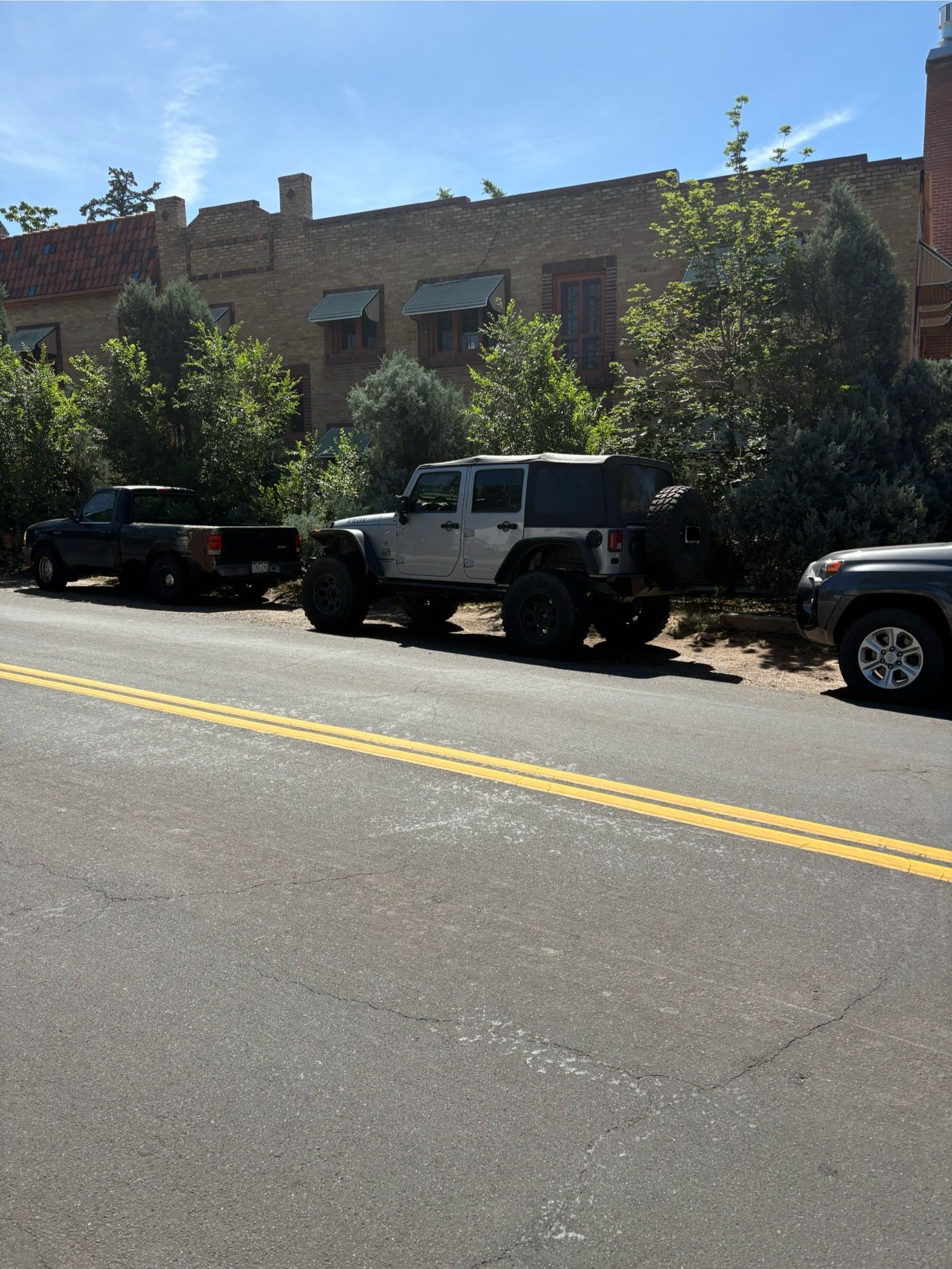 Used 2015 Jeep Wrangler Unlimited Sport AWD/4WD image 11