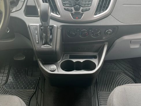 Used 2017 Ford Transit 350 XLT RWD image 8