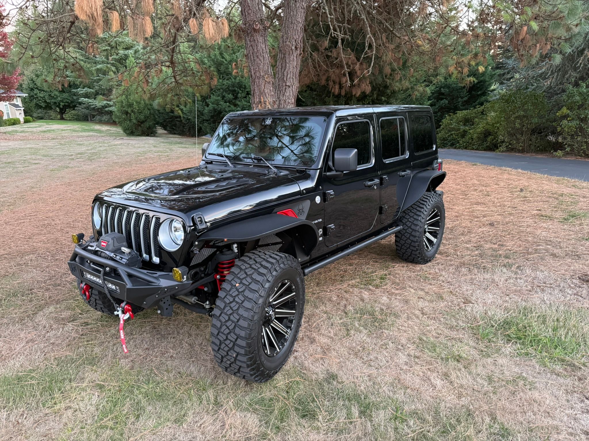 Used 2022 Jeep Wrangler Unlimited Sahara w/ Cold Weather Group AWD/4WD image 2
