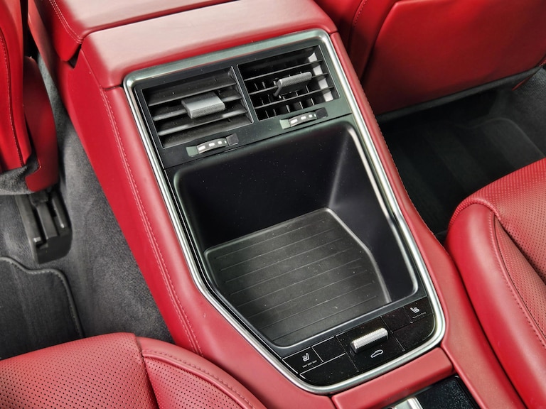 Used 2018 Porsche Panamera image 13