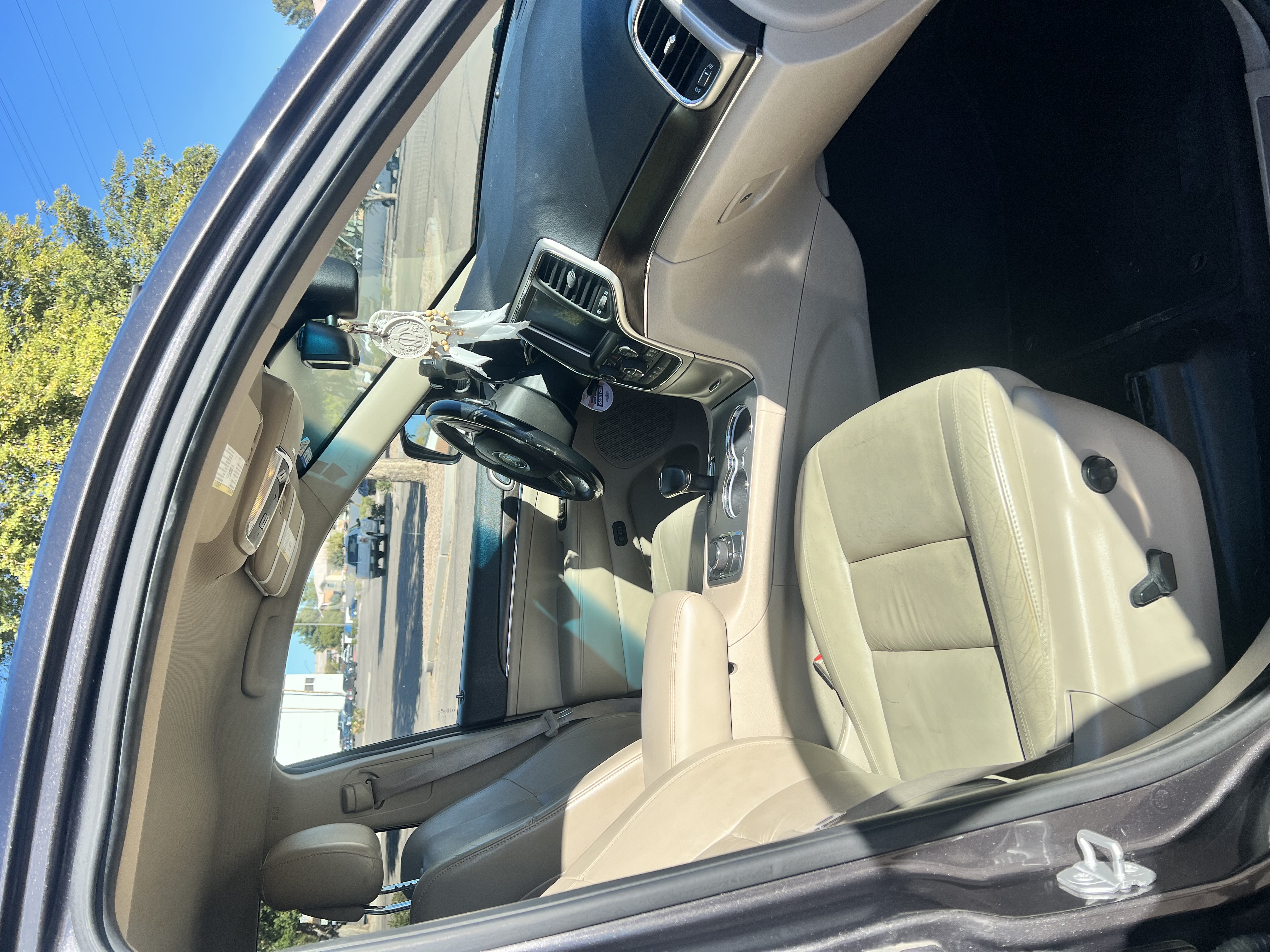 Used 2015 Jeep Grand Cherokee Limited w/ Trailer Tow Group IV AWD/4WD image 12