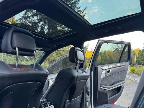 Used 2014 Mercedes-Benz E 63 AMG S-Model image 16