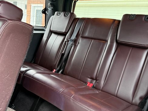 Used 2016 Ford Expedition Platinum image 10