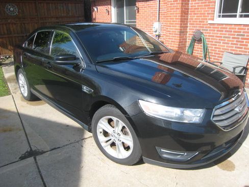 Used 2013 Ford Taurus SEL FWD image 6