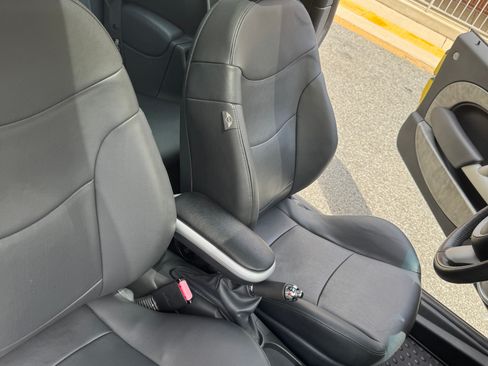 Used 2005 MINI Cooper S FWD image 23