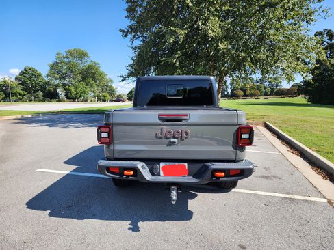 Used 2021 Jeep Gladiator Mojave w/ Dual Top Group image 5
