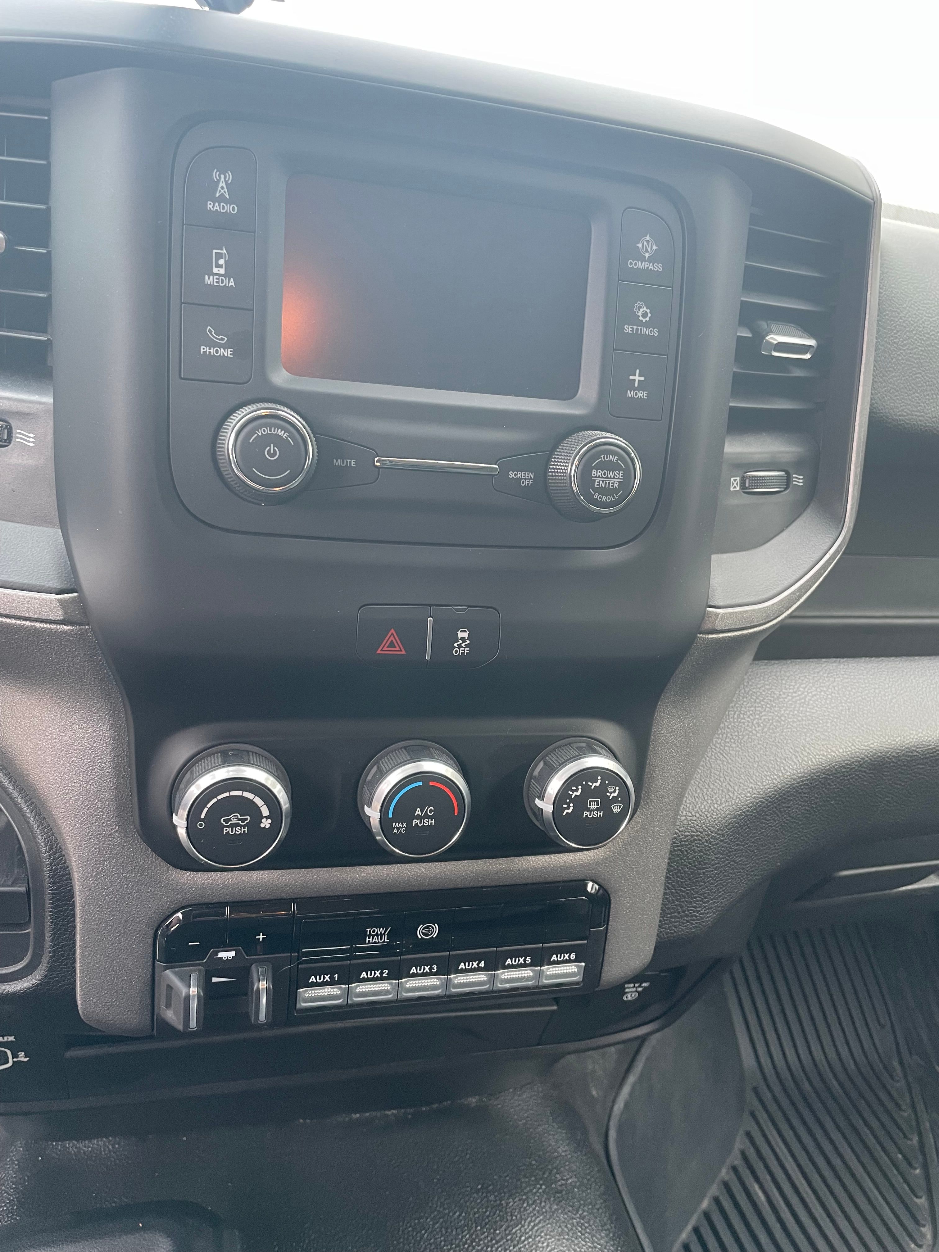 Used 2020 RAM 2500 Tradesman AWD/4WD image 9