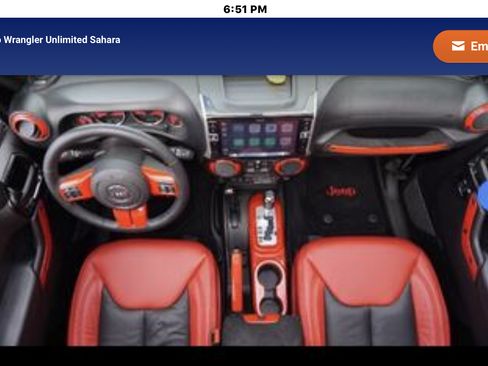 Used 2015 Jeep Wrangler Unlimited Sahara image 12