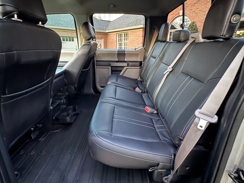 Used 2019 Ford F150 XLT w/ Trailer Tow Package image 15