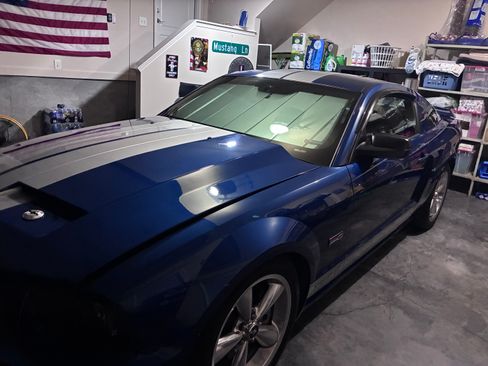 Used 2008 Ford Mustang GT Premium RWD image 4