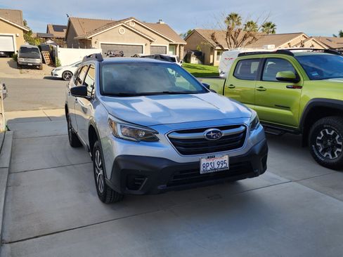Used 2020 Subaru Outback image 2