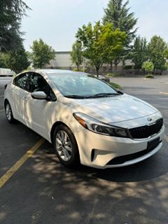 Used 2017 Kia Forte LX w/ LX Popular Package FWD image 9