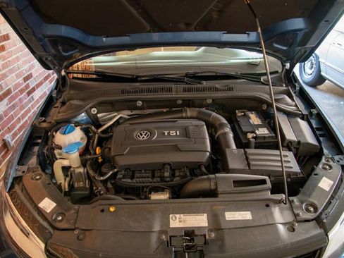 Used 2016 Volkswagen Jetta SEL image 11