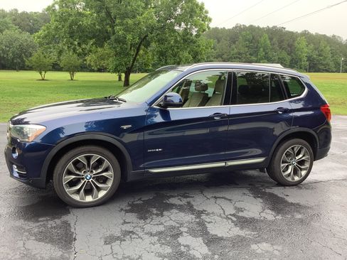 Used 2017 BMW X3 sDrive28i RWD image 6