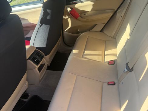 Used 2012 BMW X3 xDrive28i image 12