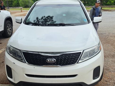 Used 2015 Kia Sorento LX FWD image 5