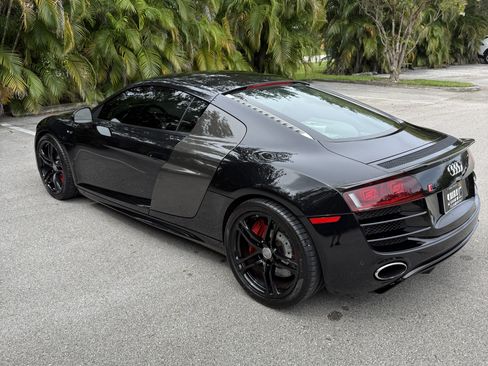 Used 2011 Audi R8 V10 AWD/4WD image 4