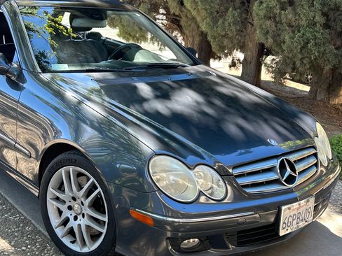 Used 2009 Mercedes-Benz CLK 350 Cabriolet image 8