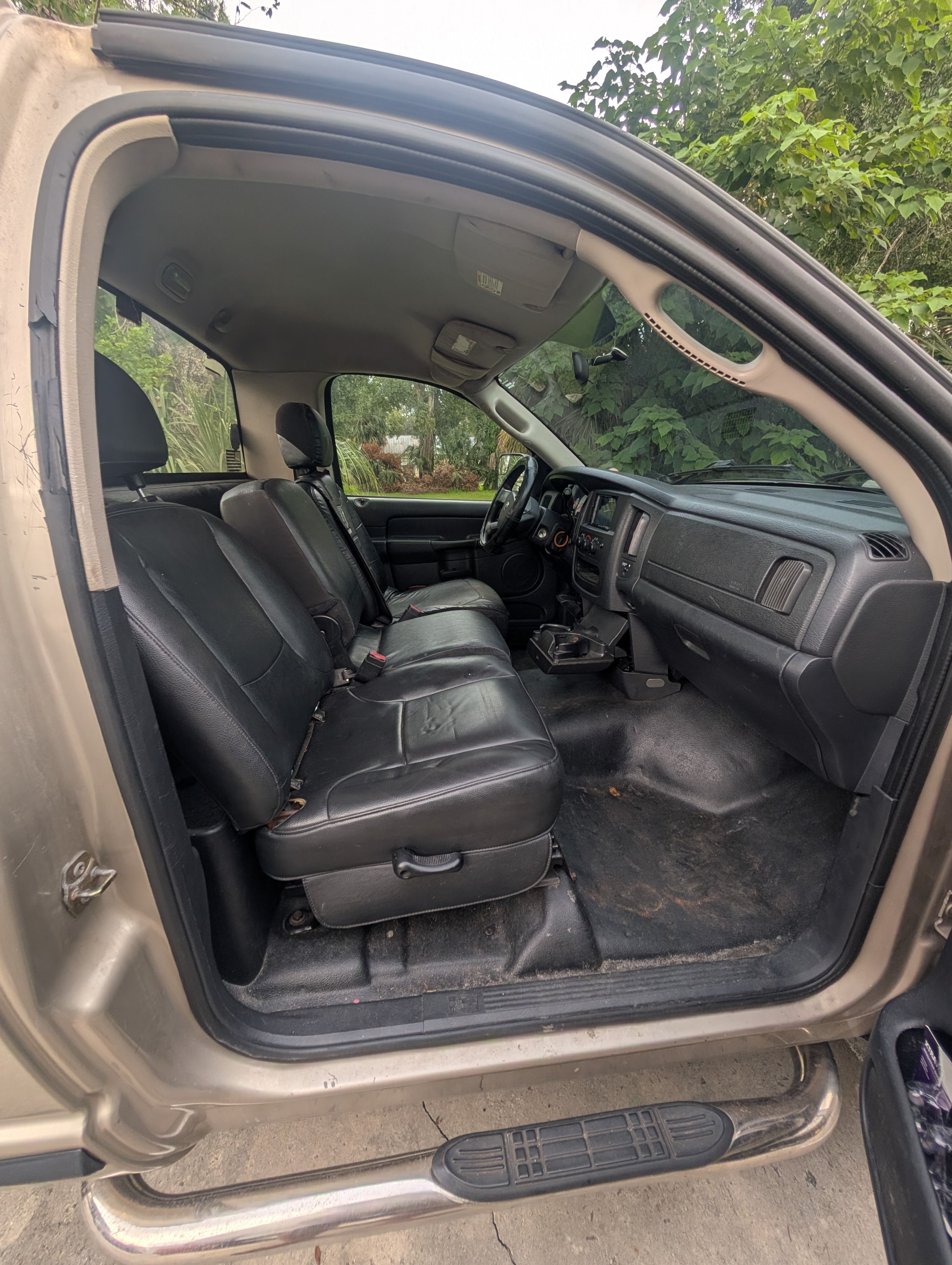 Used 2005 Dodge Ram 1500 Truck ST RWD image 11