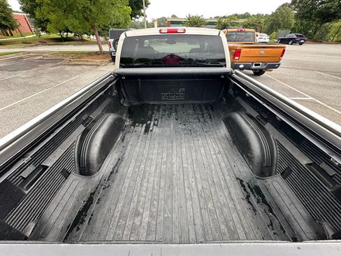 Used 2002 GMC Sierra 1500 2WD Extended Cab w/ SLT Marketing Option Pkg image 10