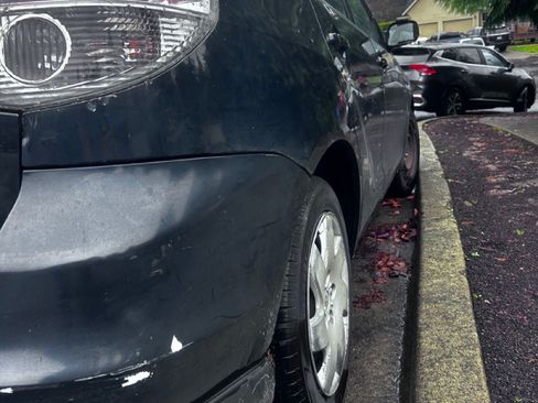 Used 2005 Toyota Matrix XR image 6