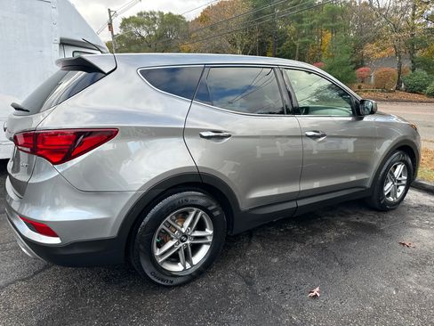 Used 2018 Hyundai Santa Fe Sport FWD image 7