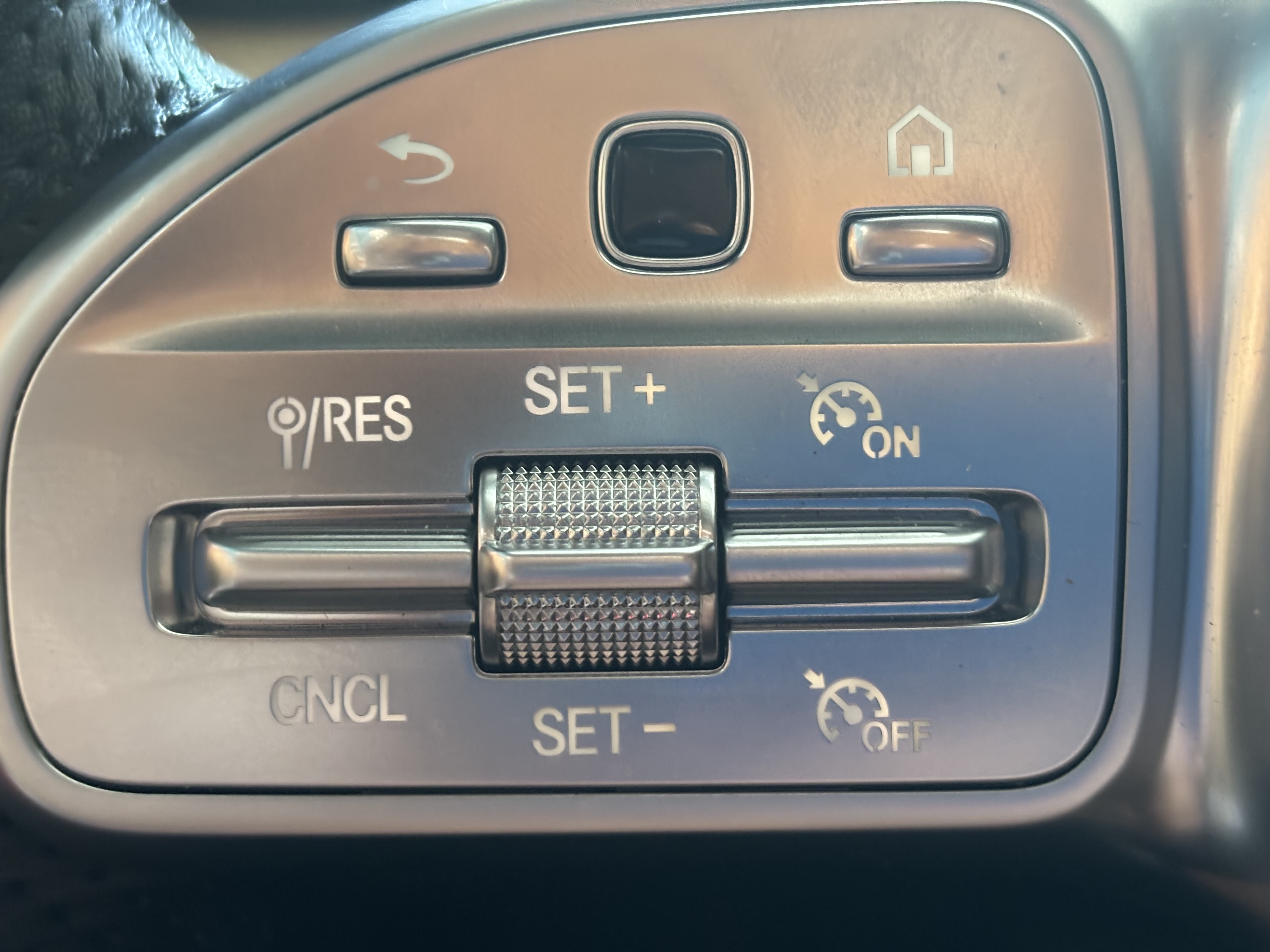 Used 2019 Mercedes-Benz E 450 4MATIC Cabriolet image 21