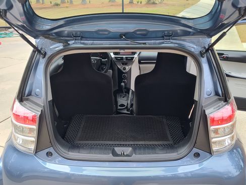 Used 2014 Scion iQ image 17