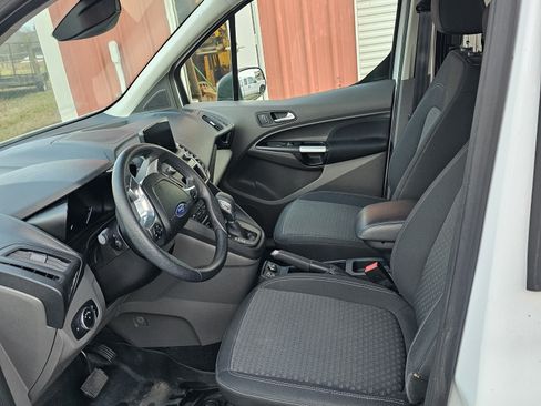 Used 2019 Ford Transit Connect XLT image 13