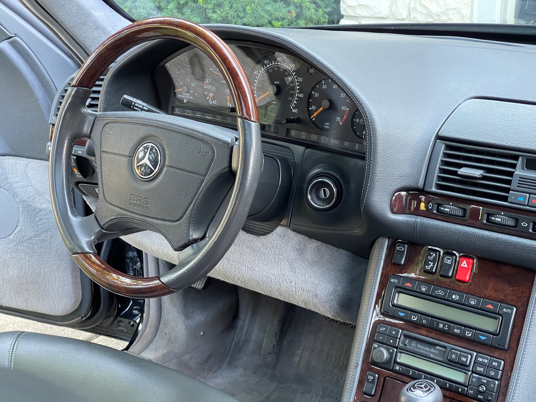 Used 1998 Mercedes-Benz S 600 Sedan image 22