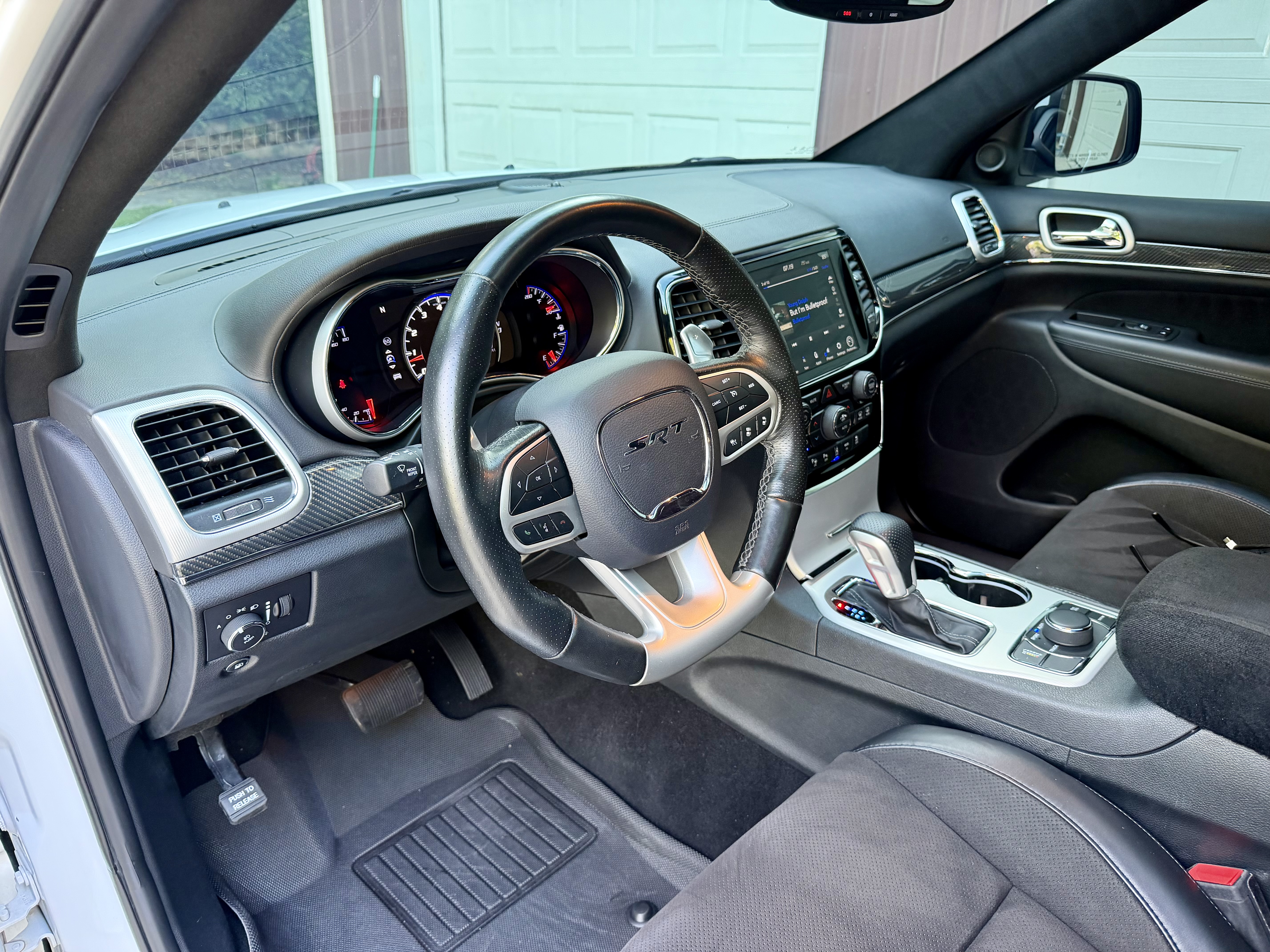 Used 2020 Jeep Grand Cherokee SRT AWD/4WD image 19