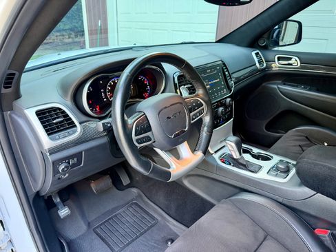 Used 2020 Jeep Grand Cherokee SRT AWD/4WD image 19