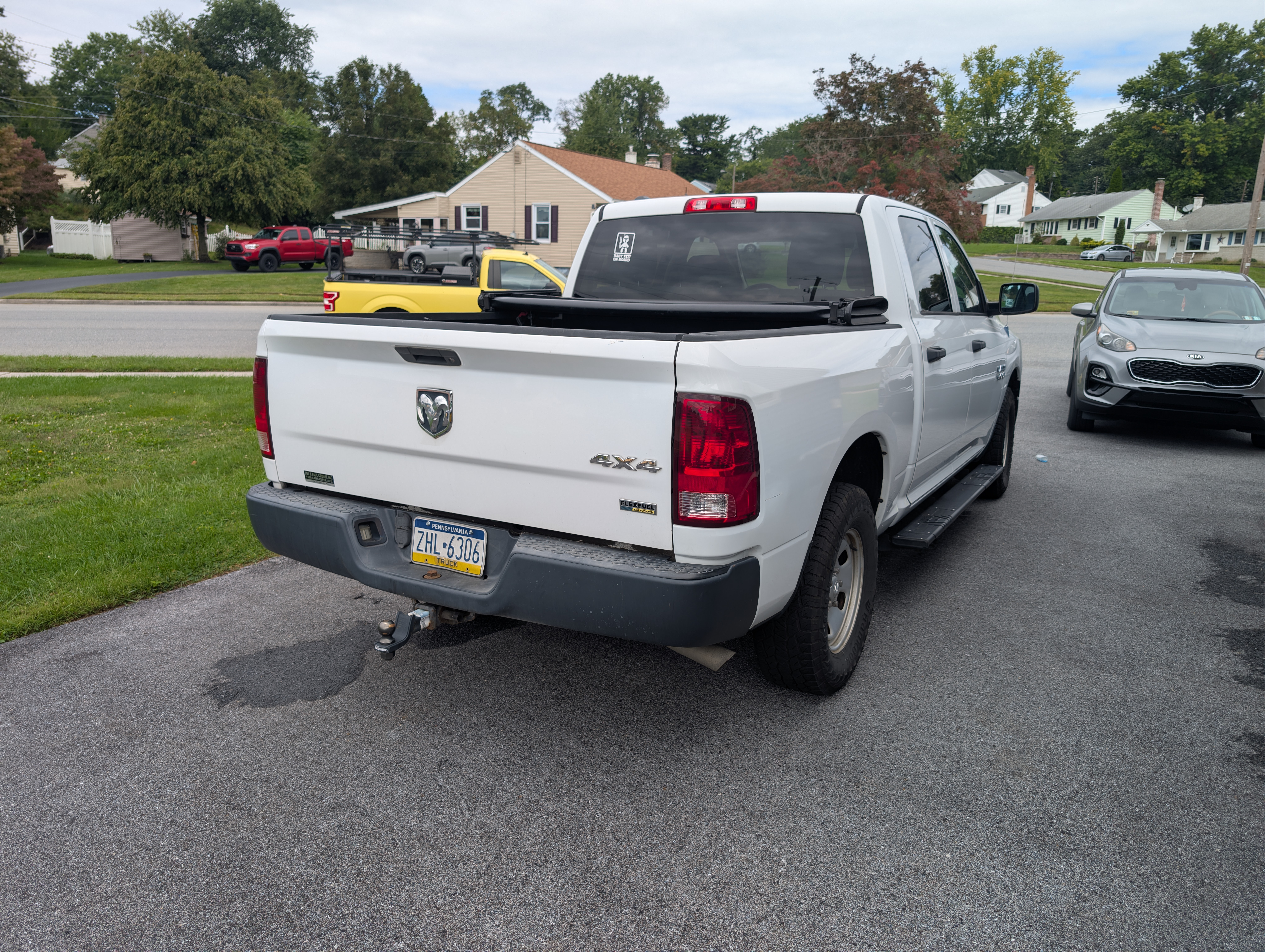 Used 2014 RAM 1500 ST AWD/4WD image 5