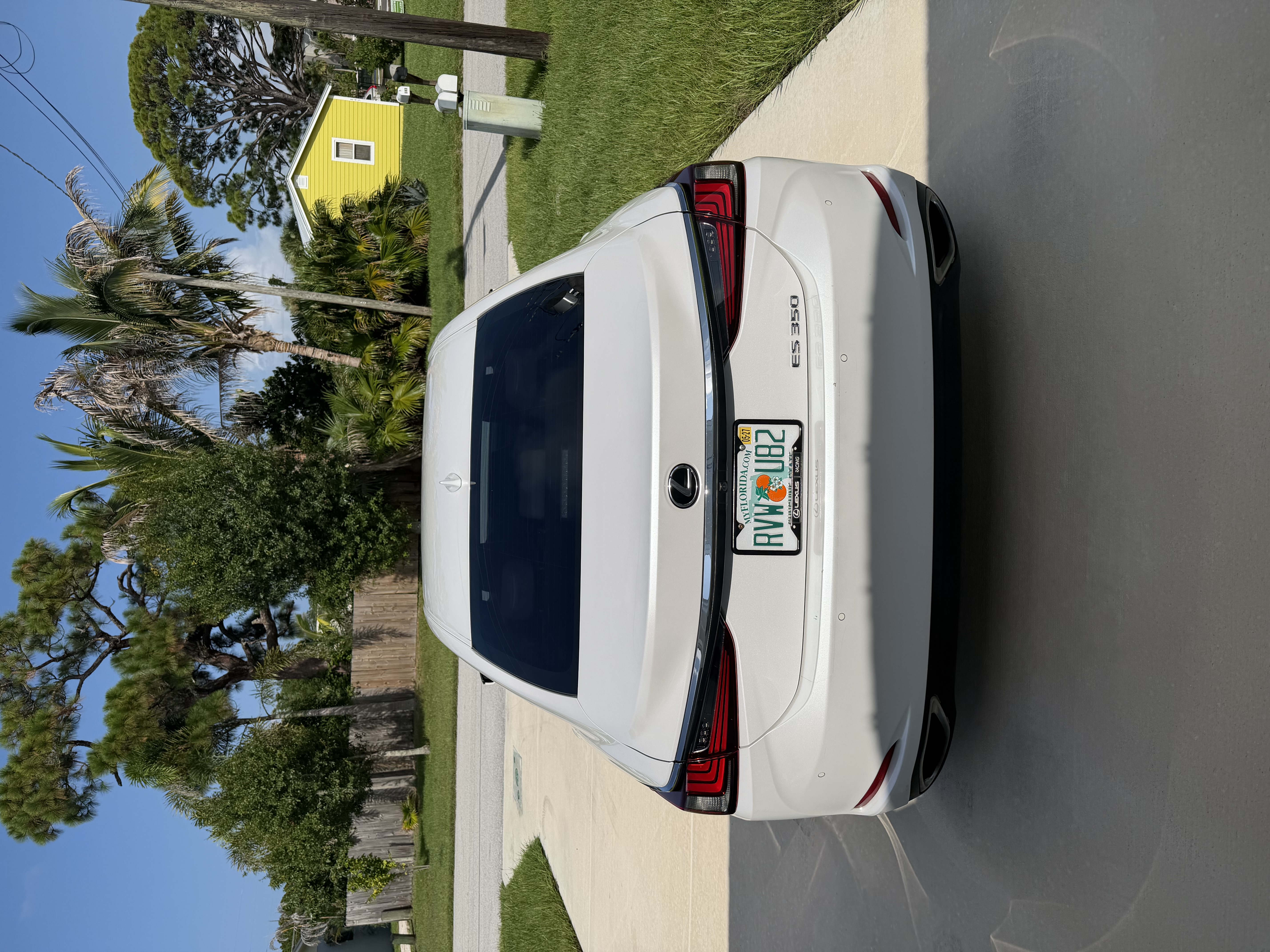 Used 2022 Lexus ES 350 w/ Premium Package FWD image 17