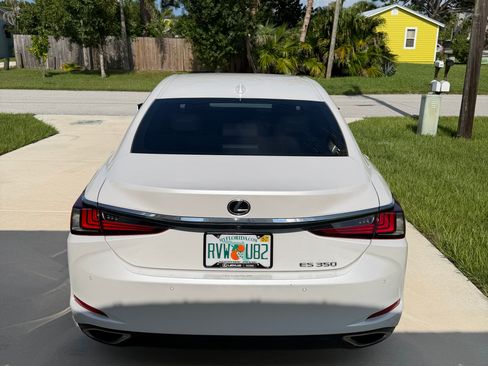 Used 2022 Lexus ES 350 w/ Premium Package FWD image 17
