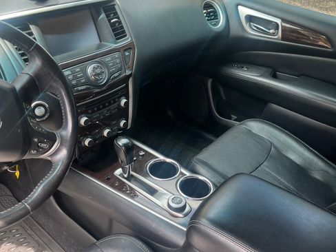 Used 2014 Nissan Pathfinder Platinum w/ Platinum Premium Package image 11