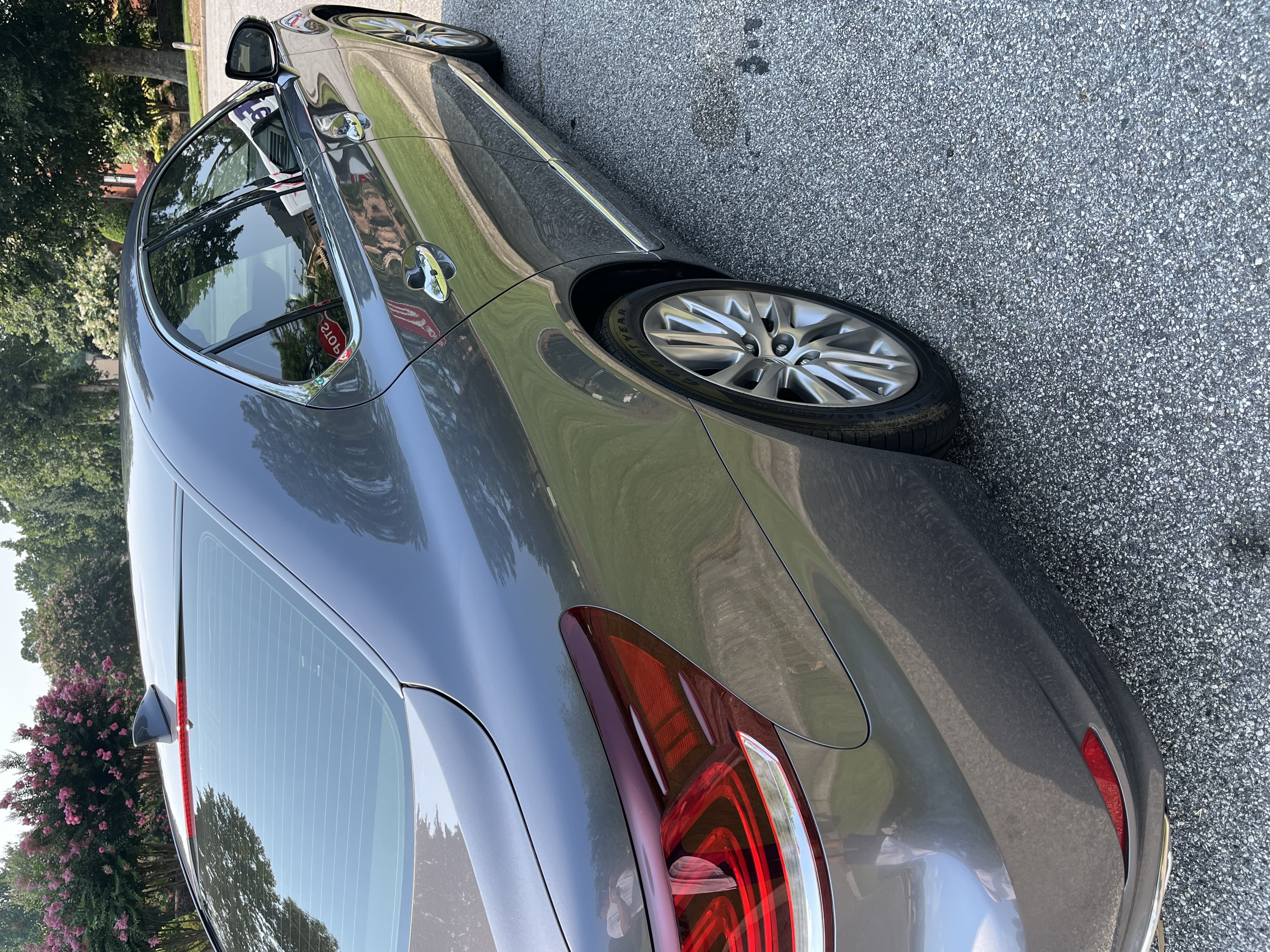 Used 2014 Lexus LS 460 w/ Comfort Package RWD image 8