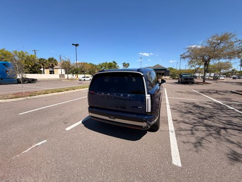 Used 2026 Hyundai Ioniq 9 Calligraphy AWD/4WD image 14