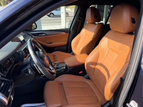 Used 2018 BMW X3 xDrive30i w/ M Sport Package image 18