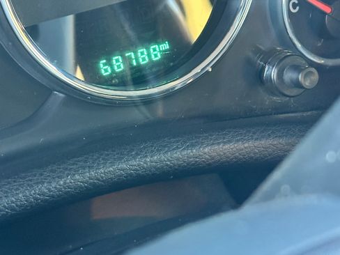 Used 2018 Jeep Wrangler Unlimited Sport S image 13