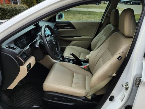 Used 2016 Honda Accord EX-L image 12