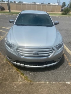 Used 2019 Ford Taurus Limited FWD image 1