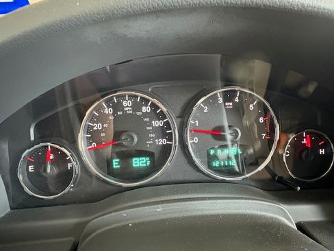 Used 2008 Jeep Liberty Limited w/ Premium Group II image 13