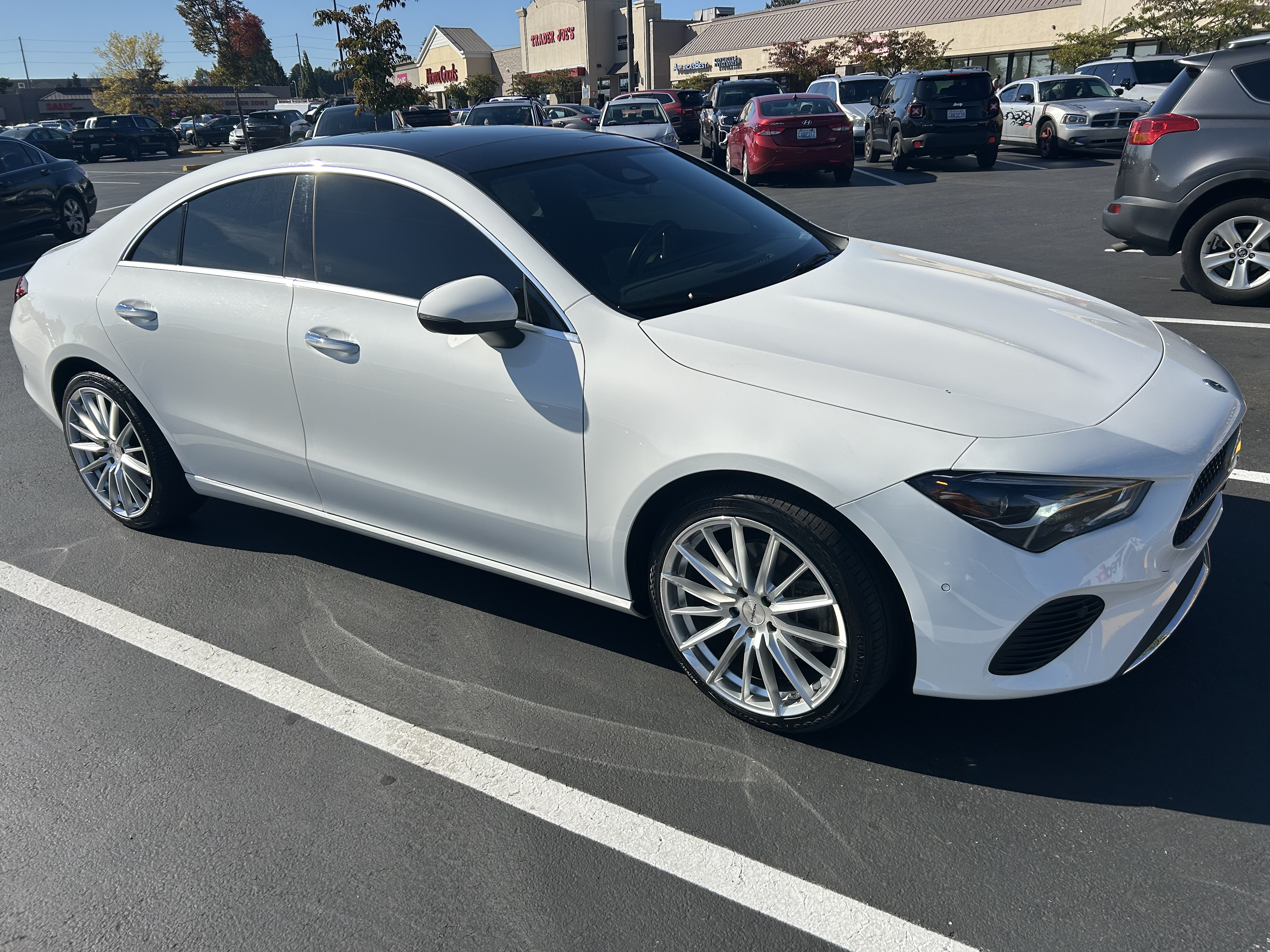 Used 2024 Mercedes-Benz CLA 250 4MATIC image 11