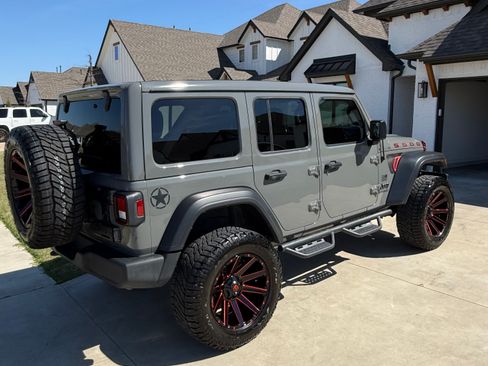 Used 2021 Jeep Wrangler Unlimited Sport image 11