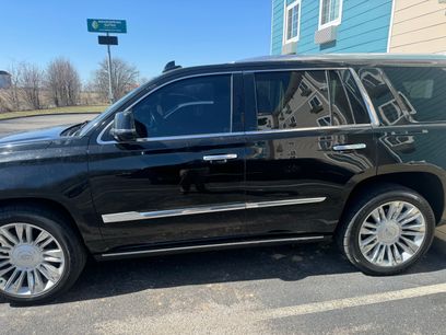 Used 2016 Cadillac Escalade Platinum