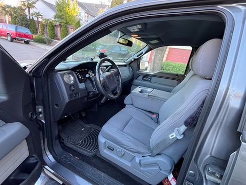 Used 2012 Ford F150 XLT w/ XLT Chrome Pkg image 6