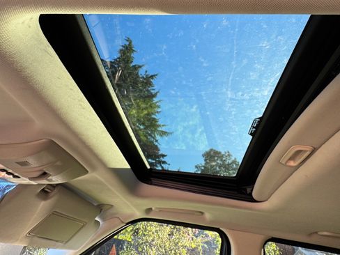 Used 2010 Land Rover Range Rover Sport Supercharged image 19