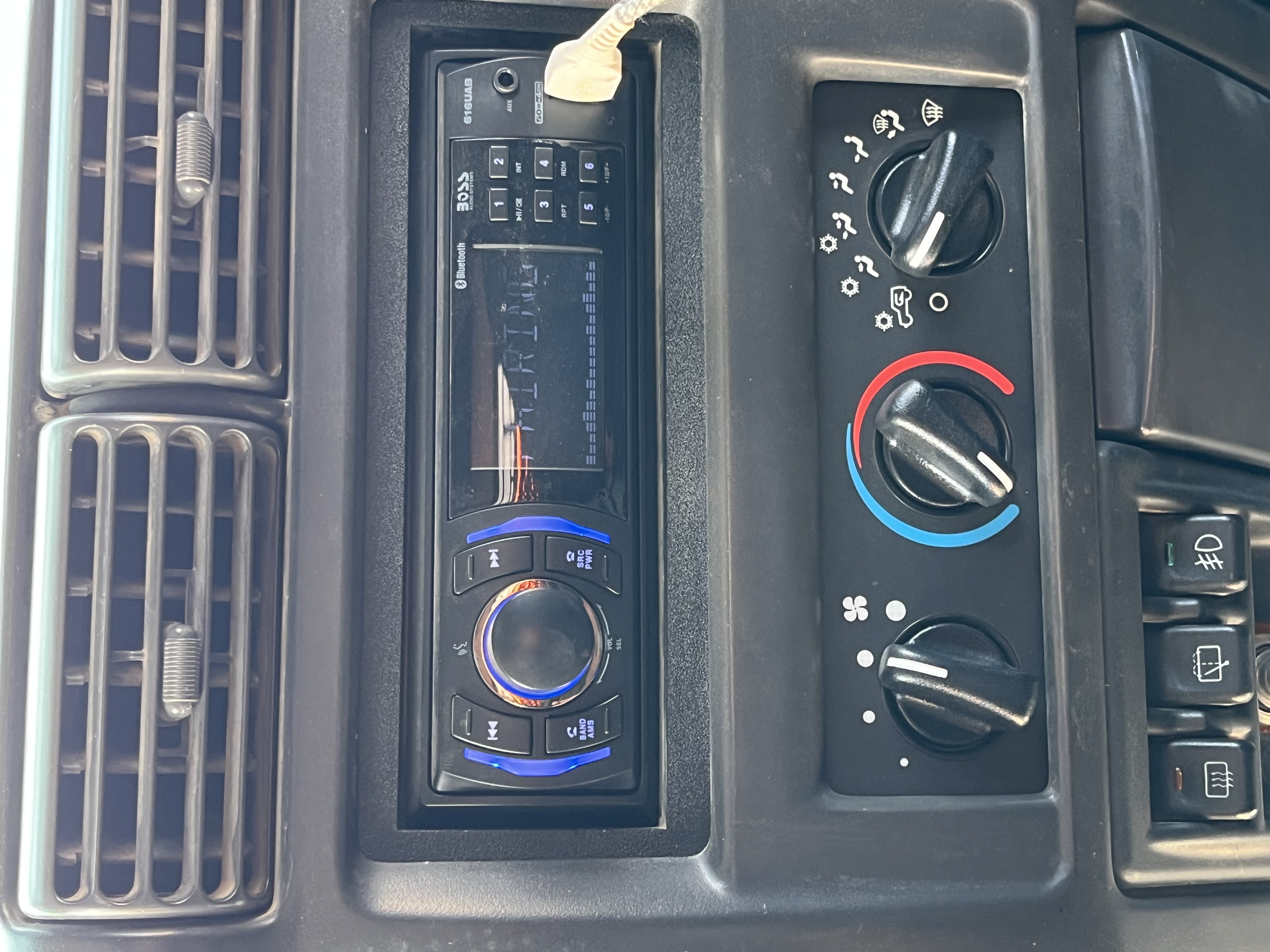 Used 1999 Jeep Wrangler Sport AWD/4WD image 22